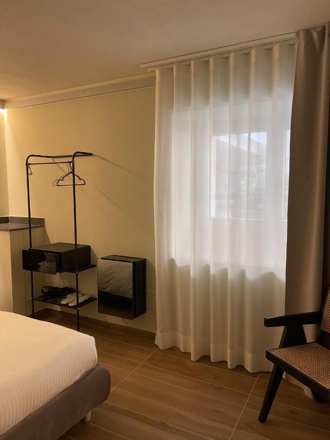 Raha Suites Syracuse Exterior photo